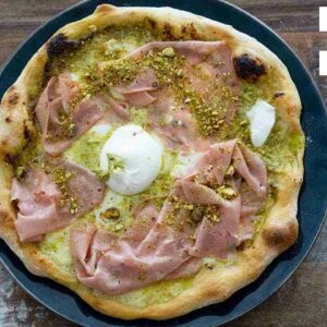 how to make best pesto pizza with creamy burrata cheese AxbOTnAobgU