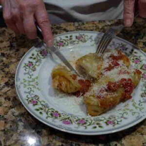 italian grandma makes stuffed cabbage s5PdJxshxuo