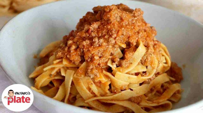 how to make bolognese sauce like an italian 9b3SMmilycw