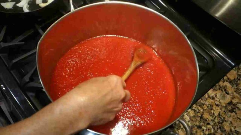 italian grandma makes sunday sauce gravy with meatballs NFnKaAnXQiY