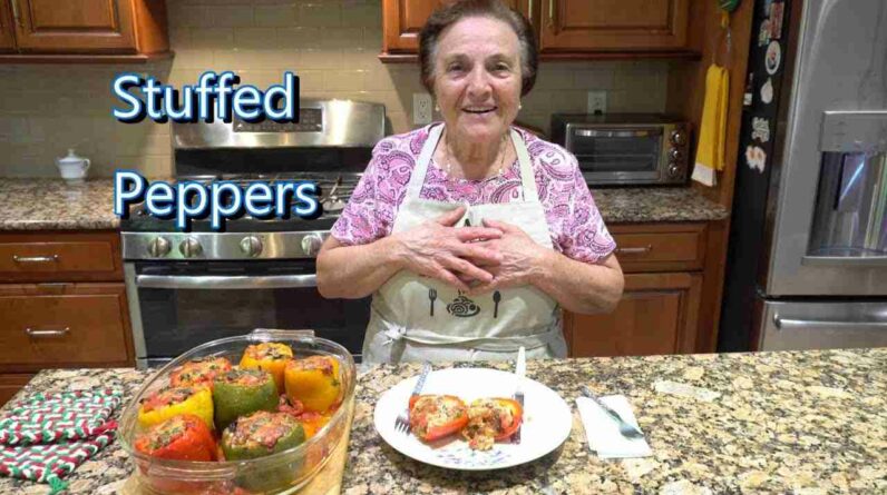 italian grandma makes stuffed peppers fcxmhc2W7xY